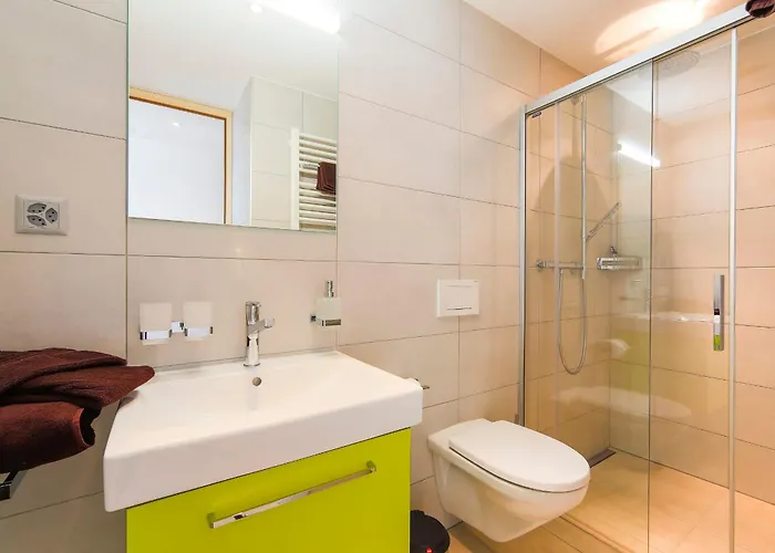 Apartment Riederhoru A Parterre *